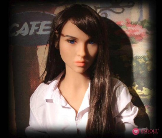 guests-share-photos-of-doll-life-to-esdoll-16