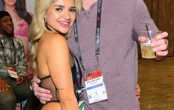 2023 Las Vegas AVN Adult Product Show Live Photo Report (2) Photo 4